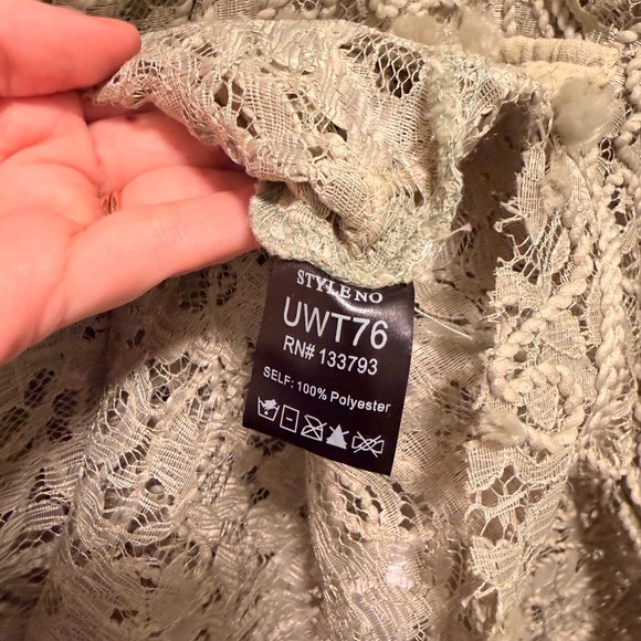 POL Lace Crochet Raw Hem Distressed Button Down Shirt Green Size S - Picture 13 of 14